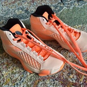 Jordan XXXVIII Low "Crimson Tint" Kids' Basketball Shoe in SZ 4Y…Excellent